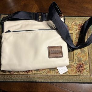 COACH Pacer Crossbody in Chalk, Navy & Brown